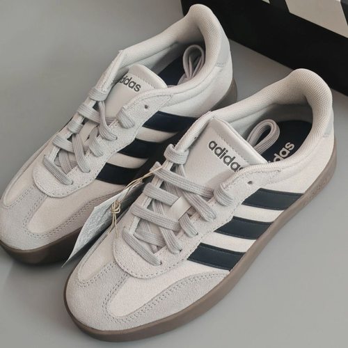 adidas阿迪达斯BARREDA休闲复古百搭德训鞋男女灰休闲板鞋JQ4234 - 图3