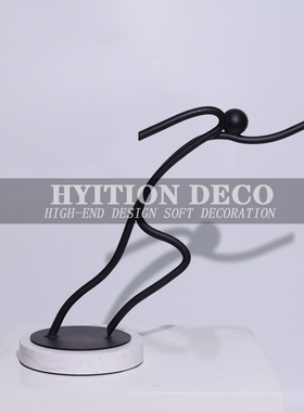 金属装饰现代玄关奔跑人物