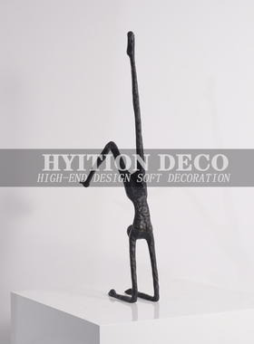 金属装饰现代样板房抽象人物