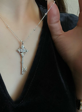 astudio纯银鸢尾花十字架项链女