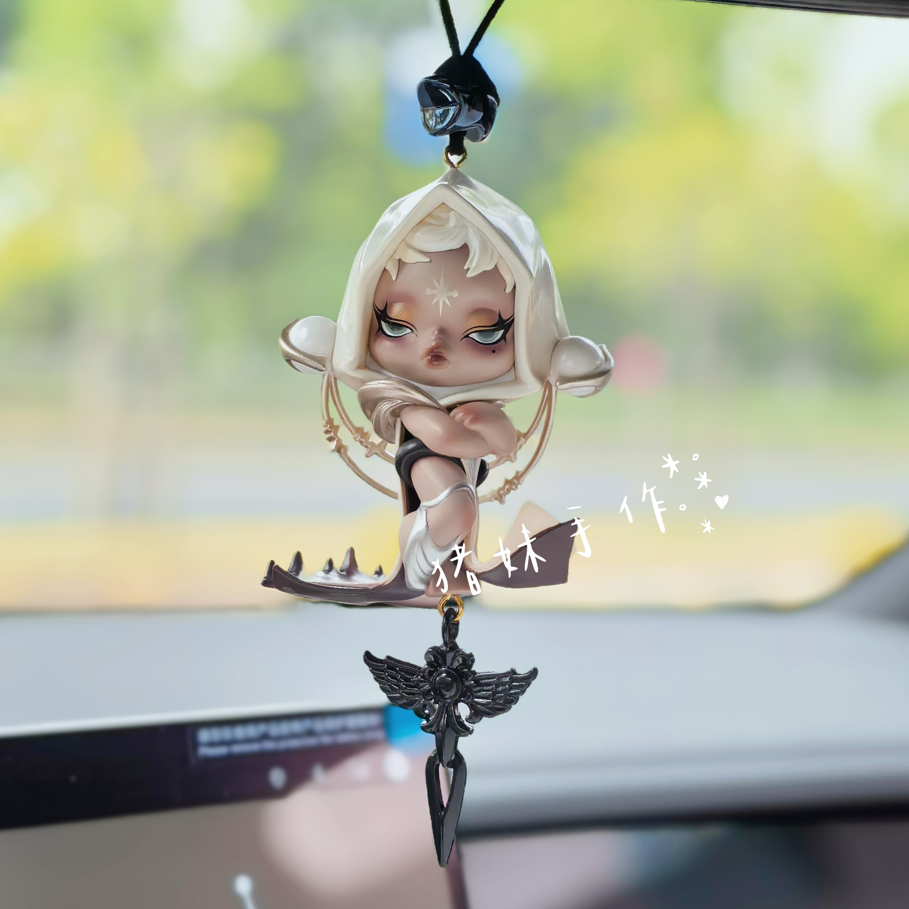底娃保正.SP车载挂件个性潮玩手作挂件女生车饰品 个性礼品送闺蜜