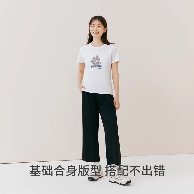 三枪T恤2024新款女生夏季纯棉印花圆领修身舒适打底运动全棉短袖