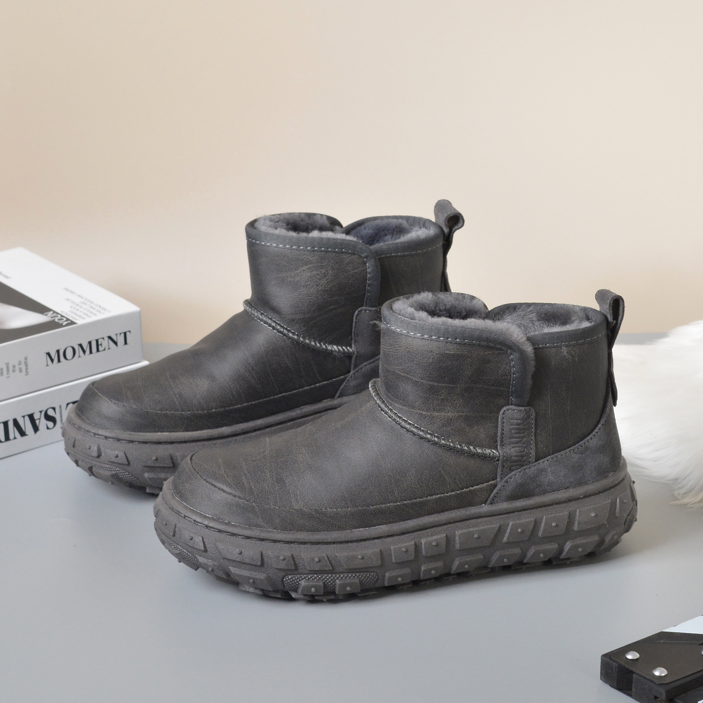 轮胎厚底全羊毛雪地靴男短筒新款冬季加绒加厚保暖防水防滑大棉鞋 - 图2