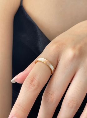 轻奢法式贝母拼接叠戴显白戒指