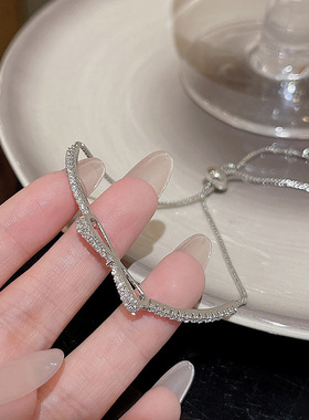 轻奢小众精致锆石蝴蝶结手链女简约百搭抽拉式手串手饰品