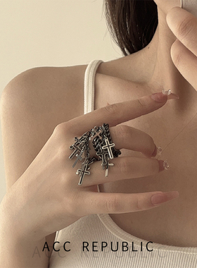 黑链条十字架流苏吊坠戒指