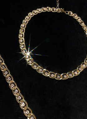 简约气质高级感轻奢高领毛衣链条