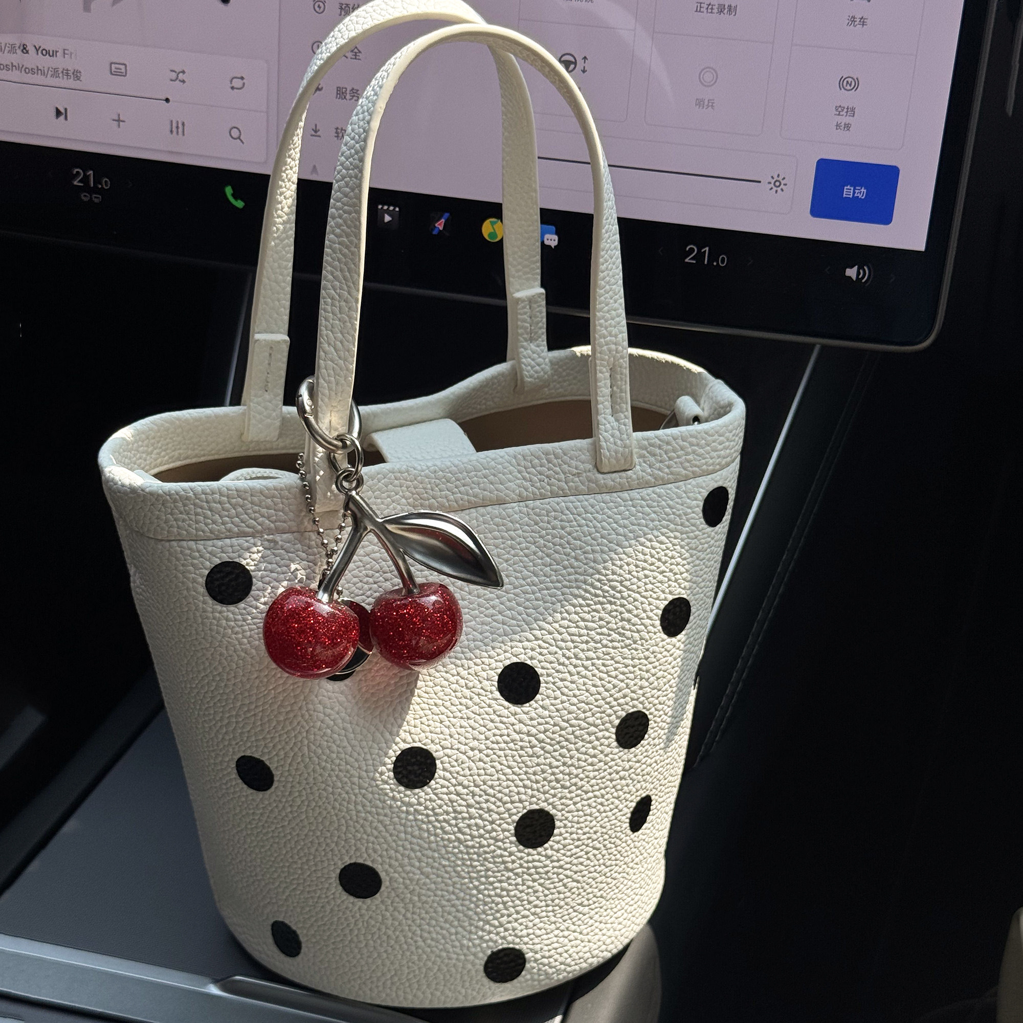 RANU原创设计复古樱桃波点水桶包时尚休闲单肩斜挎包女包手提包,淘宝优惠券,粉丝福利购,淘宝优惠卷