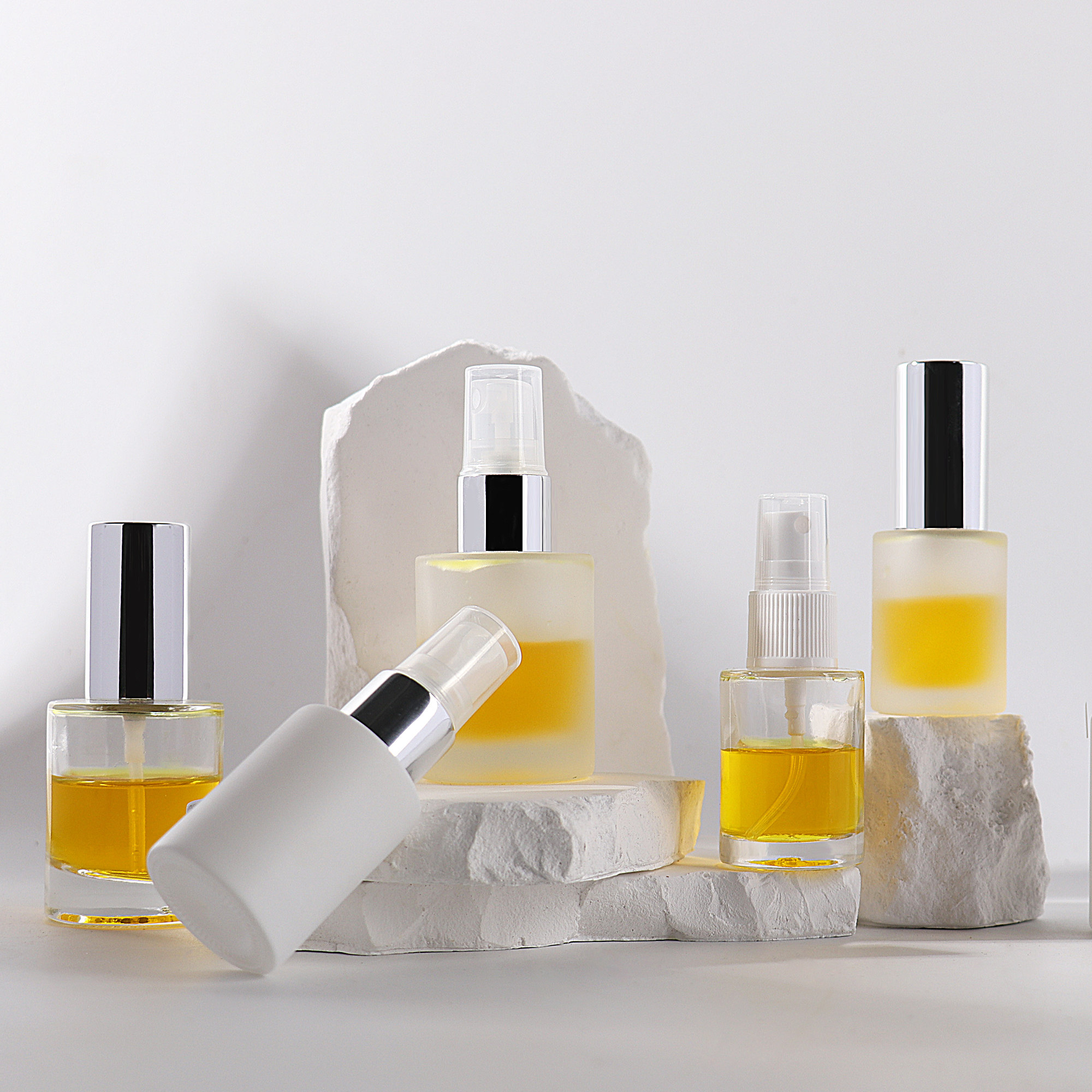 喷雾分装瓶HOPECK小容量18牙加厚磨砂喷白玻璃空瓶按压空爽肤水瓶,淘宝优惠券,粉丝福利购,淘宝优惠卷