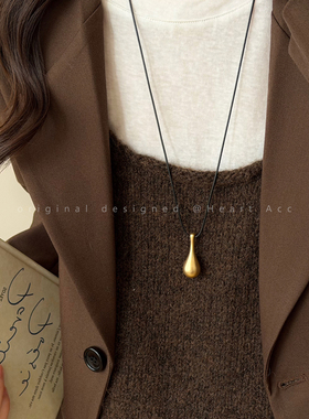 哑光水滴吊坠皮绳项链女款简约设计长款抽拉毛衣链秋冬冷淡风配饰