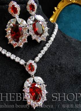 红色复古珠宝款经典设计款新娘礼服锆石耳环项链套装改无耳洞耳夹