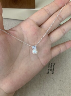温柔珍珠轻奢锆石锁骨链百搭气质设计感项链女花朵爆款四叶草颈链