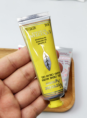 特价清仓！欧舒丹护手霜30ml 润手霜小样 樱花 玫瑰 甜扁桃 老款
