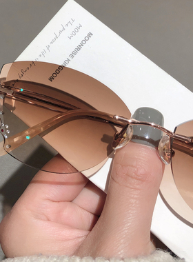 近视太阳镜蝶形散光时尚无框墨镜