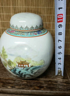 手绘粉彩山水4英寸宝珠坛/醒茶罐