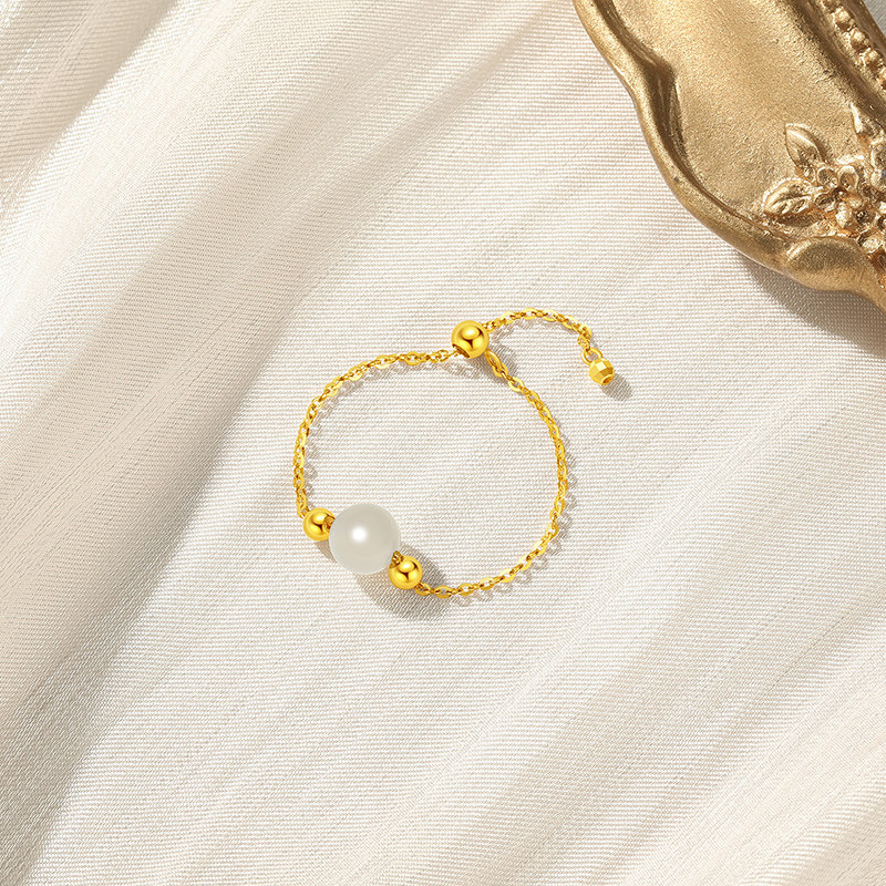  潮宏基珠宝手饰