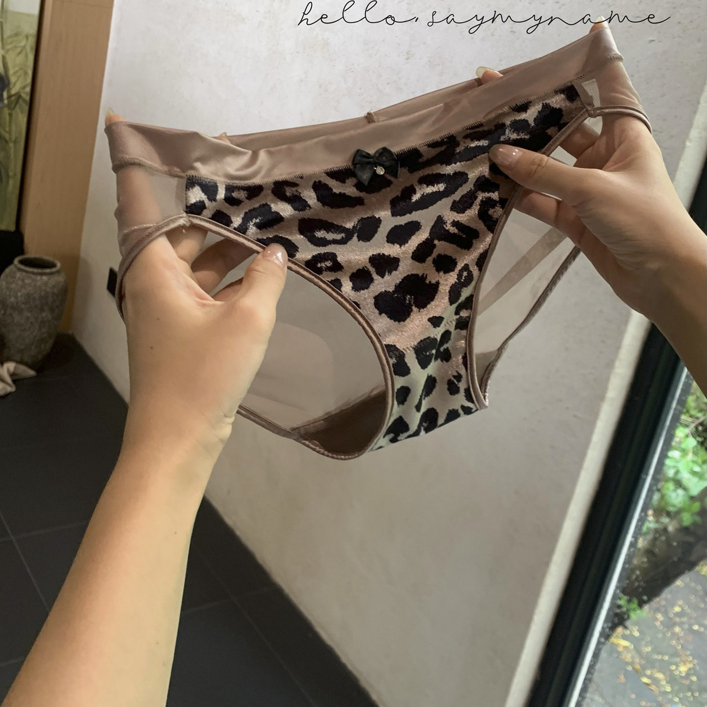 2025秋冬新款性感欧美缎面豹纹内裤女低腰半包臀火辣辣妹,淘宝优惠券,粉丝福利购,淘宝优惠卷