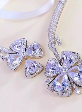 咏绽花四瓣花高级奢华项链