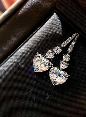 时尚2克拉爱心吊坠耳钉