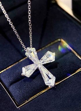 莫桑石异形十字架吊坠项链