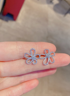 莫桑石太阳花满钻项链