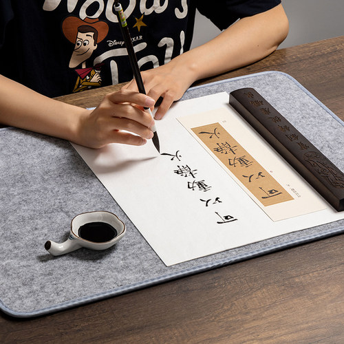 加厚包边毛毡垫书画毛笔练字书法专用羊毛毡垫写毛笔字垫的毛毡布书画布毡书法用品桌布文房四宝国画垫布画毡 - 图2