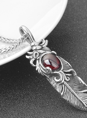 红色宝石男士挂饰现货羽毛吊坠