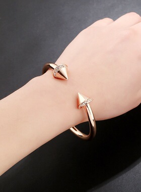 韩版铆钉高档玫瑰金水晶配饰手环