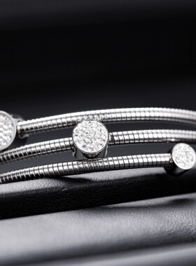 新款欧美亚马逊热卖时尚简约3MM镶钻三圆不锈钢蛇骨链手镯女