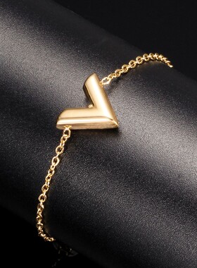 新款V字母项链耳环钛钢套装 Jewelry Set不锈钢饰品三件套V字型