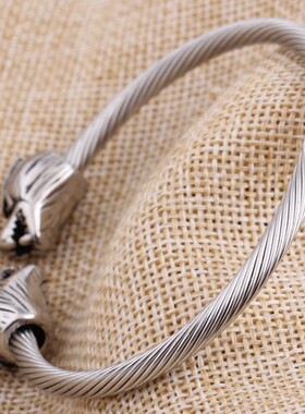 新款亚马逊简约钛钢复古双龙头中国风电缆线手镯不锈钢铸造龙手镯