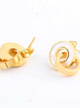 新款韩版ins气质时尚创意钛钢金色双环镶贝壳吊坠项链耳环套装女