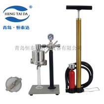 An inflator for the filtration of a filter loss instrument