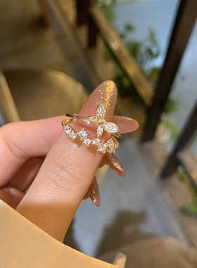 蝴蝶2024年新款开口戒指轻奢