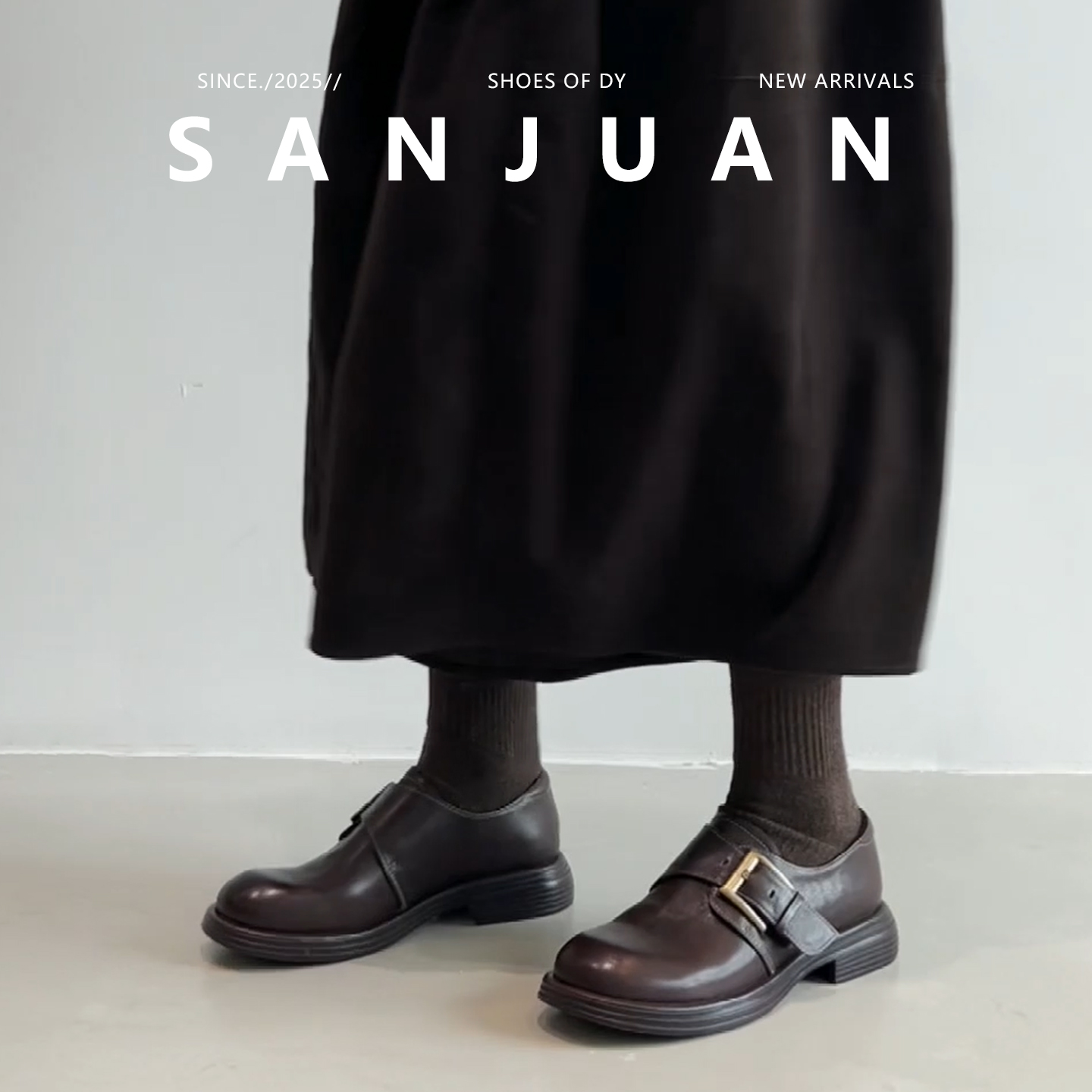 羊皮版sanjuan三卷厚底圆头复古学院风小皮鞋女皮扣一脚蹬乐福鞋 - 图3