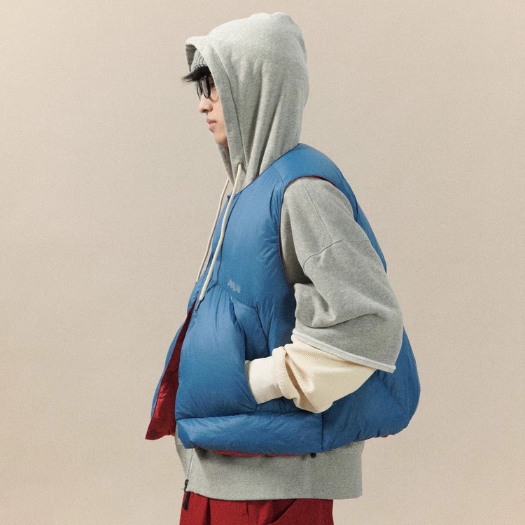 DAIKON Lab25aw户外轻量90白鸭绒保暖撞色两面穿抽绳反光羽绒马甲 - 图1