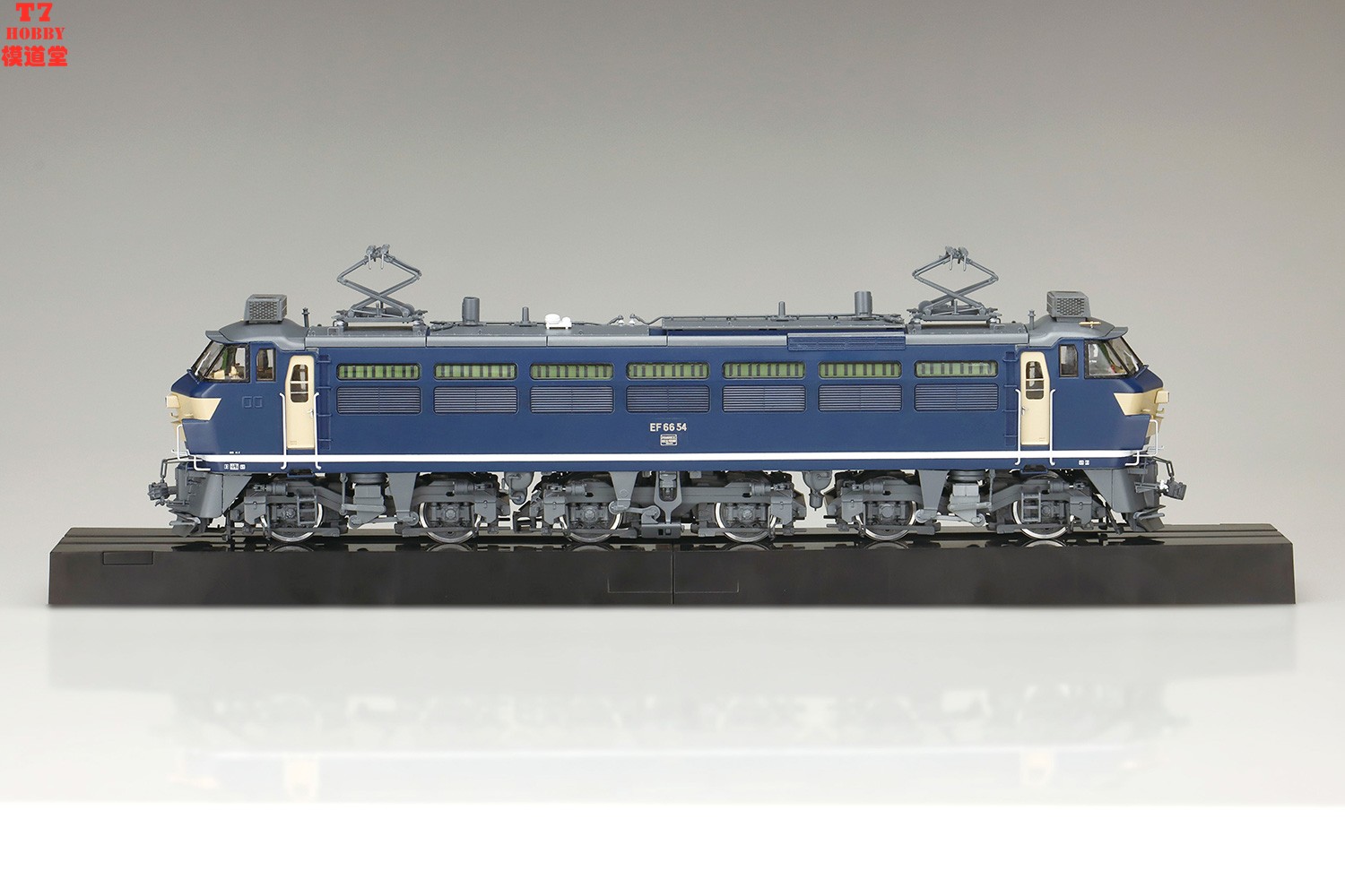 青岛社 1/45 拼装模型 电气火车头EF66 J.R.F. 货运更新型 06183 - 图2
