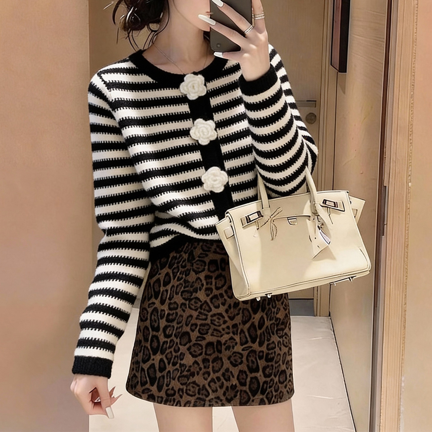 拉夏贝尔Puella高级感手工钩花条纹针织开衫女小香风毛衣外套上衣,淘宝优惠券,粉丝福利购,淘宝优惠卷