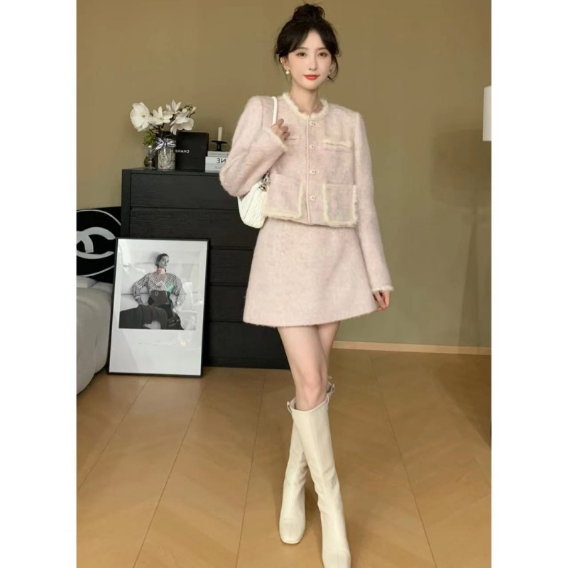 心动信号2025秋冬新款粉色小香风毛绒短外套上衣配半身裙套装女,淘宝优惠券,粉丝福利购,淘宝优惠卷