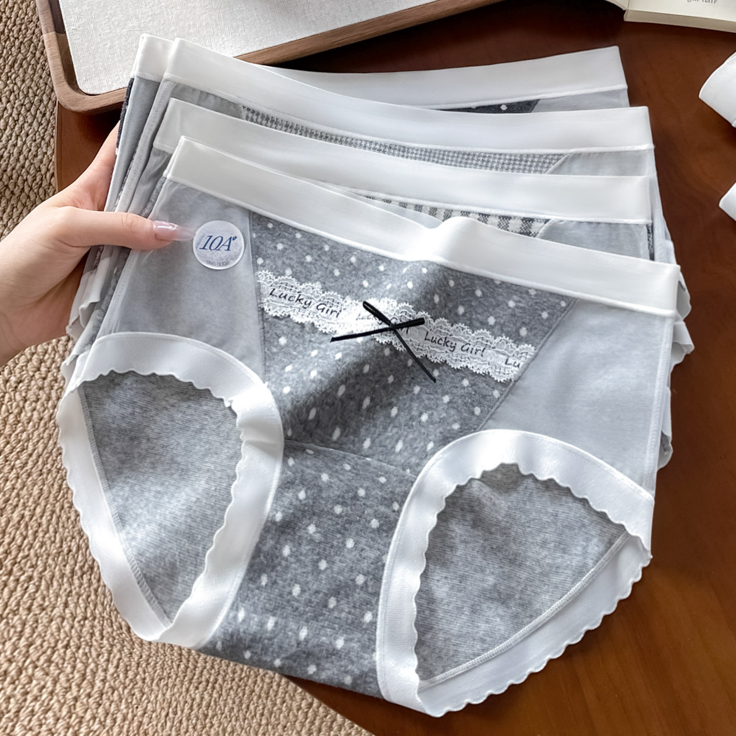 内裤女2025新款10A纯棉抗菌裆少女蕾丝拼接包臀无痕女士三角短裤,淘宝优惠券,粉丝福利购,淘宝优惠卷