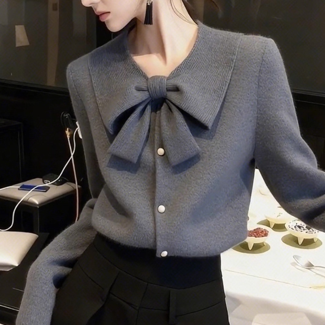 灰色蝴蝶结针织衫女2025冬季小众不撞款独特漂亮轻熟气质内搭毛衣 - 图1