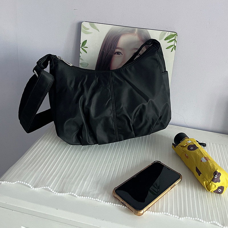 女士包包2023新款休闲大容量妈妈包单肩尼龙斜挎女包防水牛津布包,淘宝优惠券,粉丝福利购,淘宝优惠卷