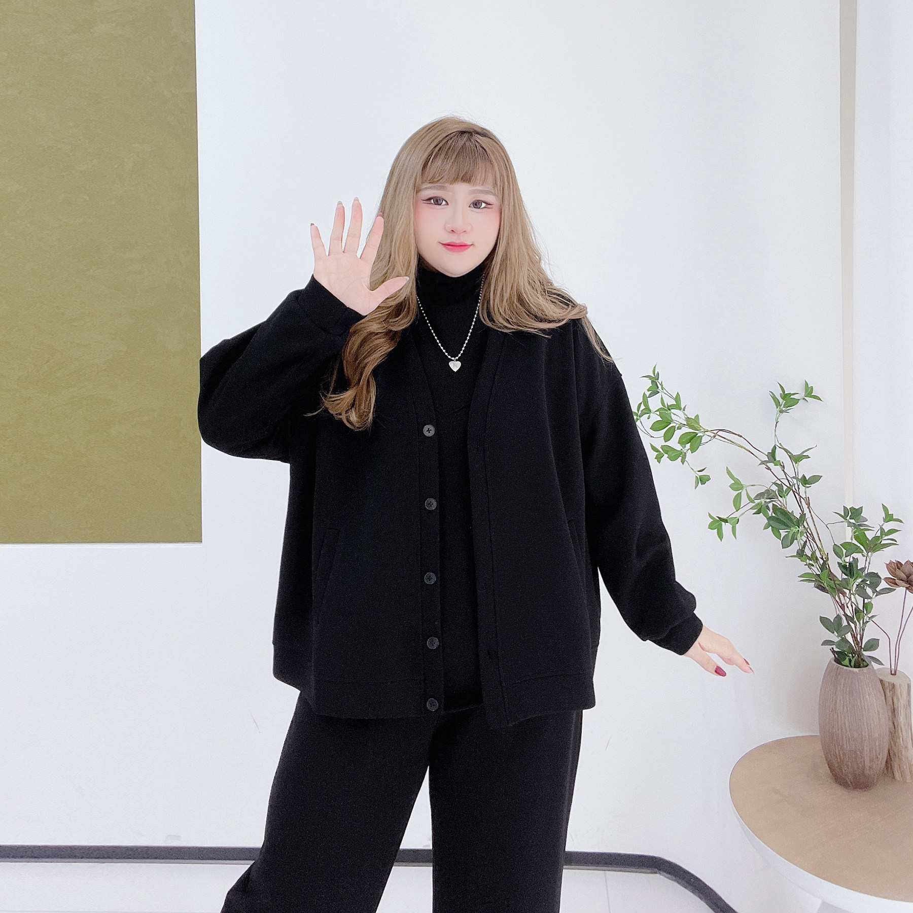 美式宽松棒球服外套胖莹莹大码女装秋季慵懒风遮肉高级感纯色上衣,淘宝优惠券,粉丝福利购,淘宝优惠卷