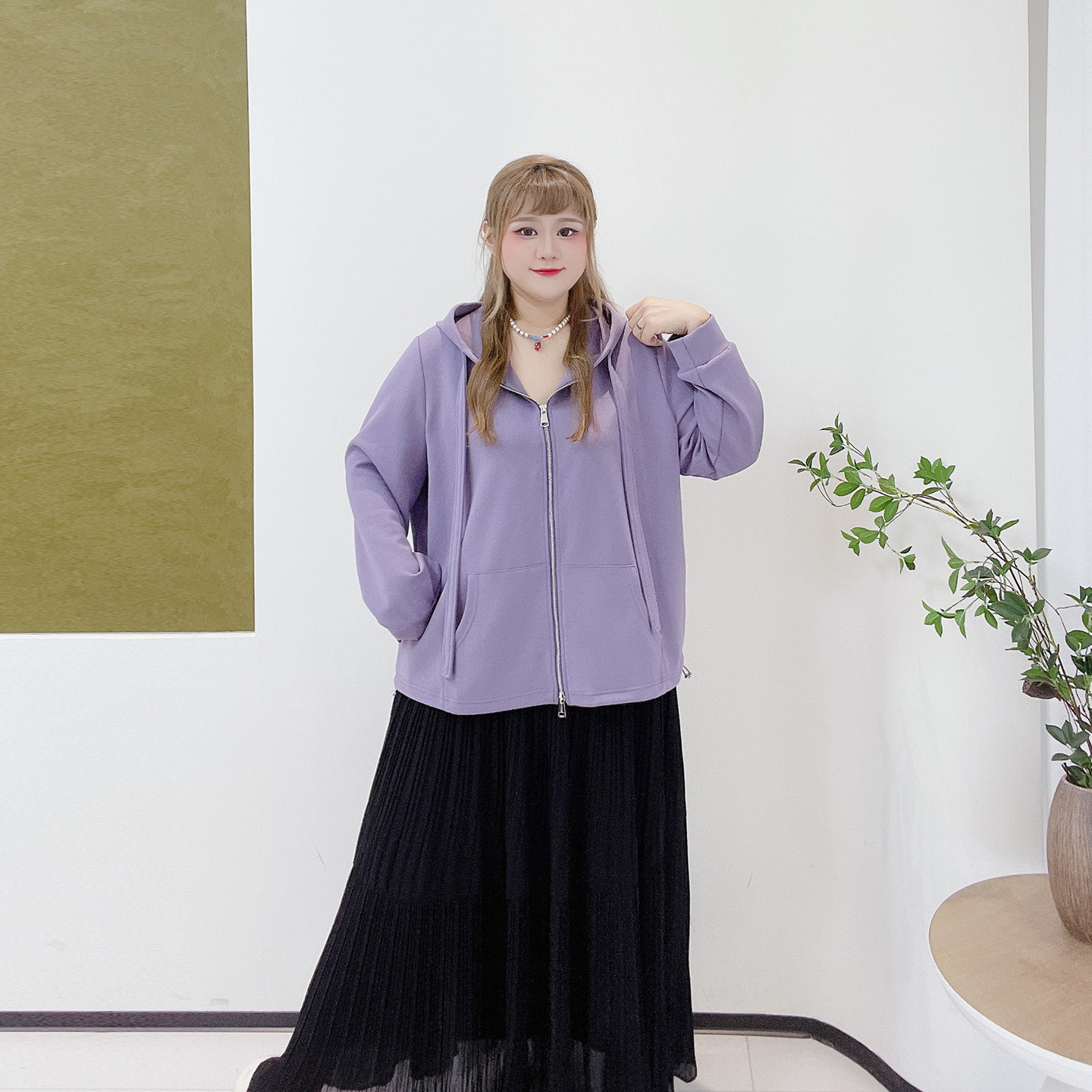 学院风少女纯色抽绳卫衣潮胖莹莹大码女装秋季多巴胺遮肉连帽外套,淘宝优惠券,粉丝福利购,淘宝优惠卷