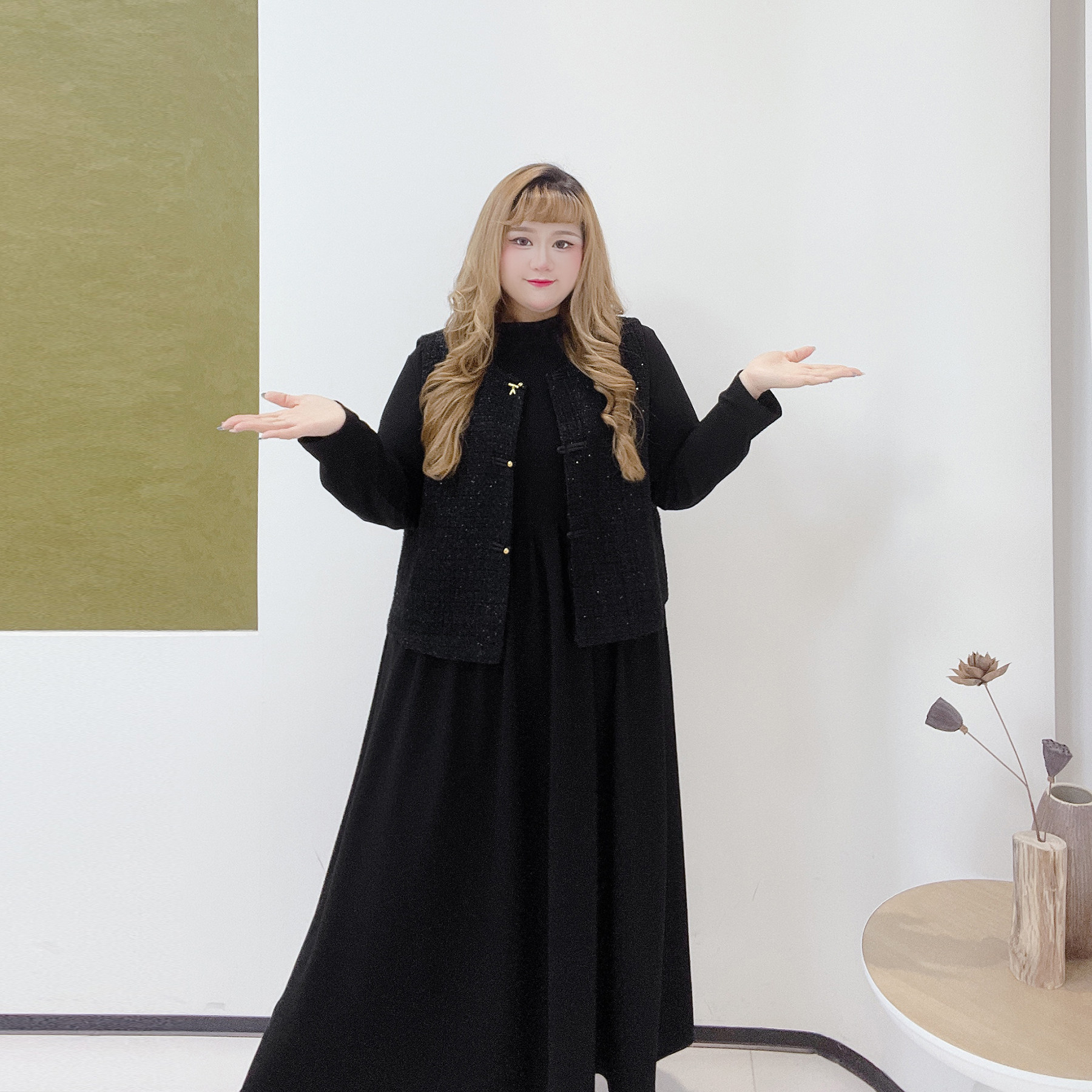 新中式盘扣细闪马甲胖莹莹大码女装秋冬半高领连衣裙气质小香套装,淘宝优惠券,粉丝福利购,淘宝优惠卷