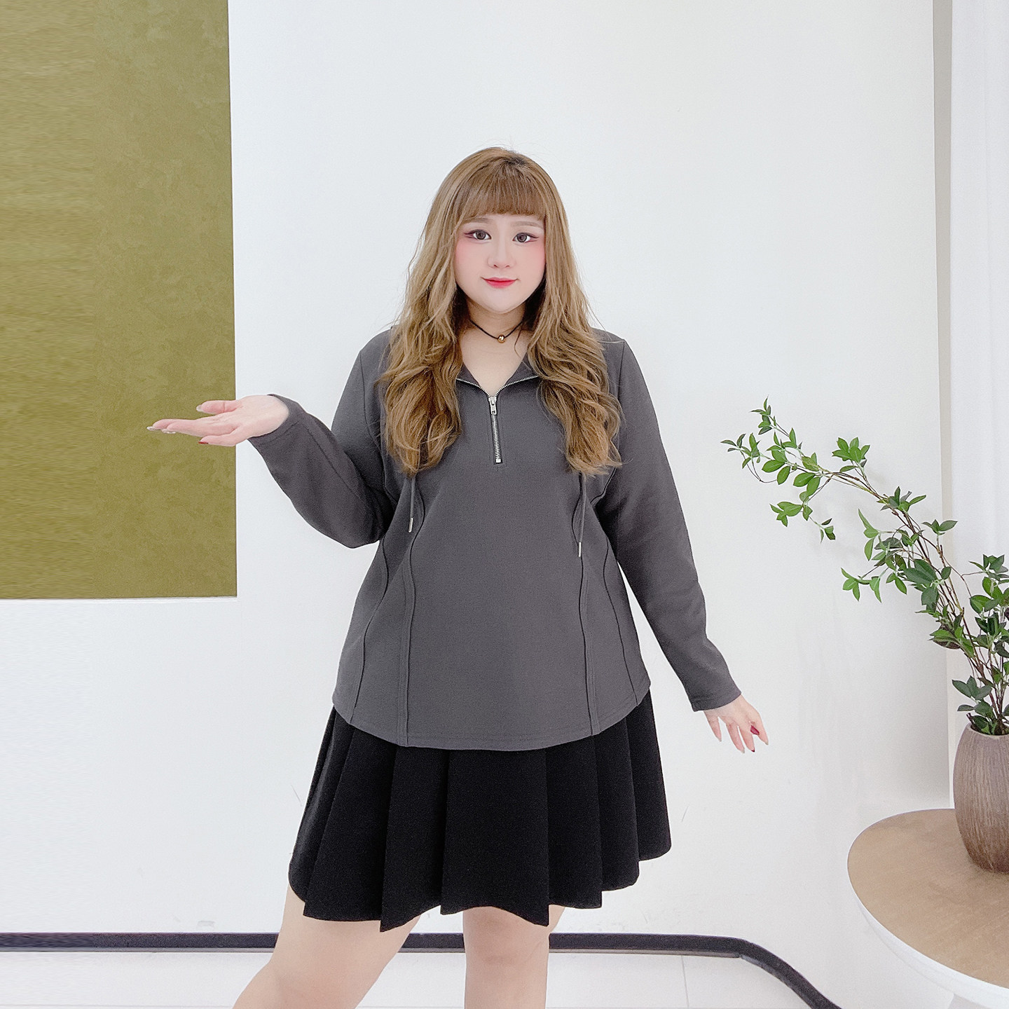 简约纯色休闲风鱼骨上衣胖莹莹大码女装秋季百搭长袖连帽拉链卫衣,淘宝优惠券,粉丝福利购,淘宝优惠卷