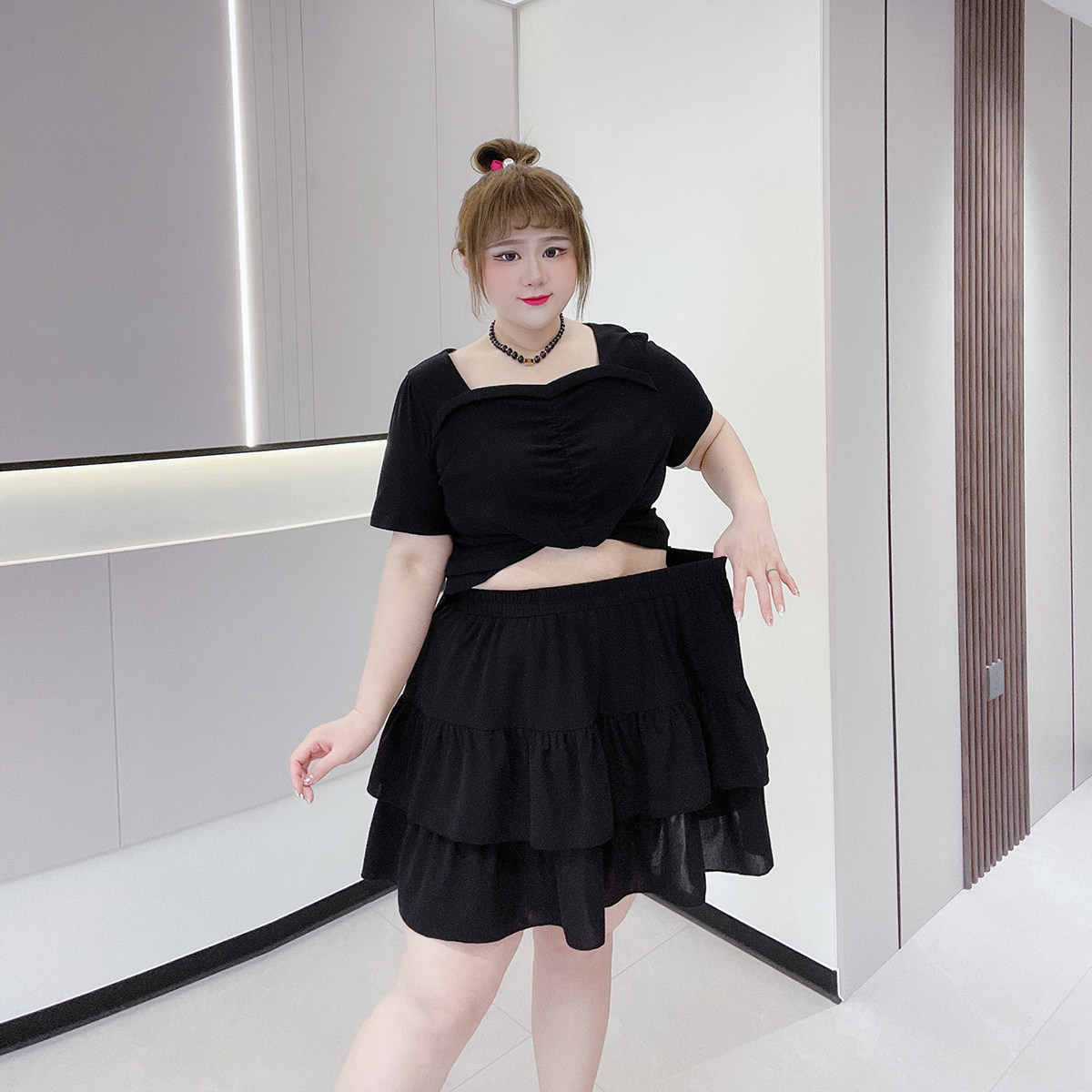 300斤显瘦蛋糕短裙胖仙女莹莹特大码女装胖mm高腰A字荷叶边半身裙,淘宝优惠券,粉丝福利购,淘宝优惠卷