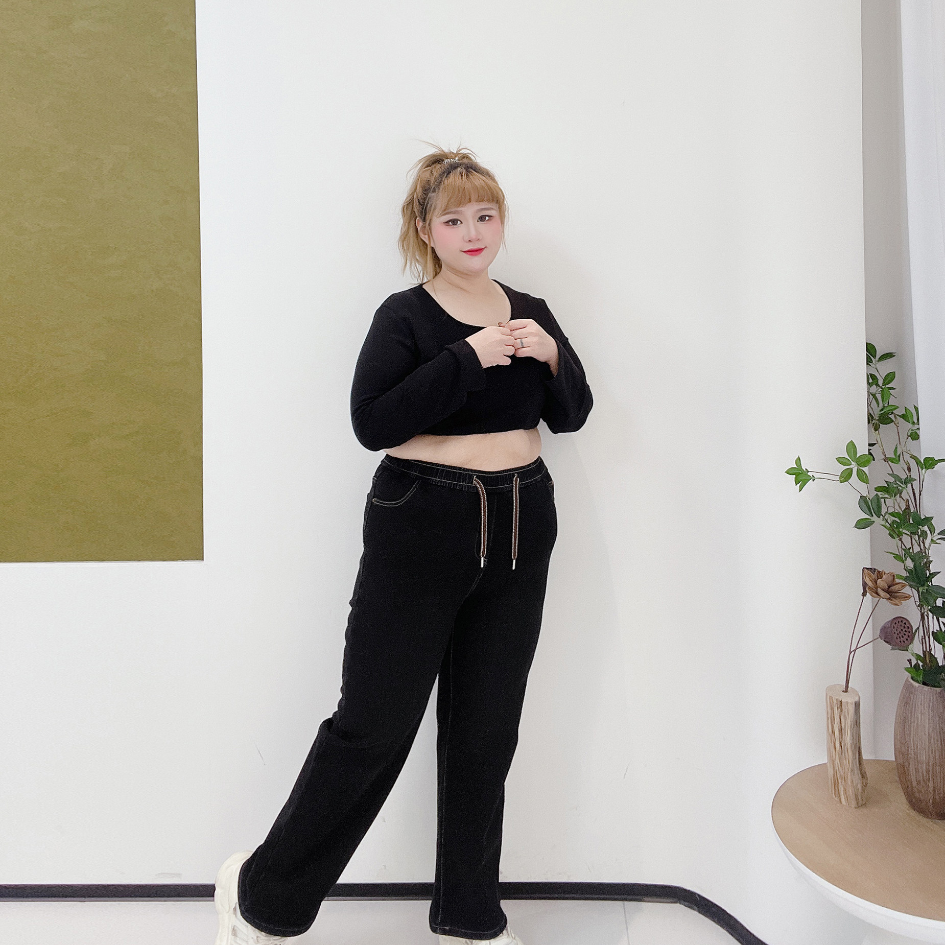 300斤加绒直筒休闲阔腿裤胖莹莹大码女装秋冬高腰显瘦烟管牛仔裤,淘宝优惠券,粉丝福利购,淘宝优惠卷