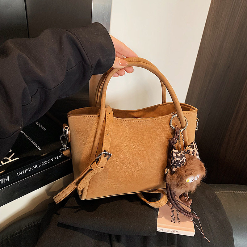 复古菜篮子小包包女2025新款磨砂手提水桶包秋冬流行麂皮绒斜挎包,淘宝优惠券,粉丝福利购,淘宝优惠卷