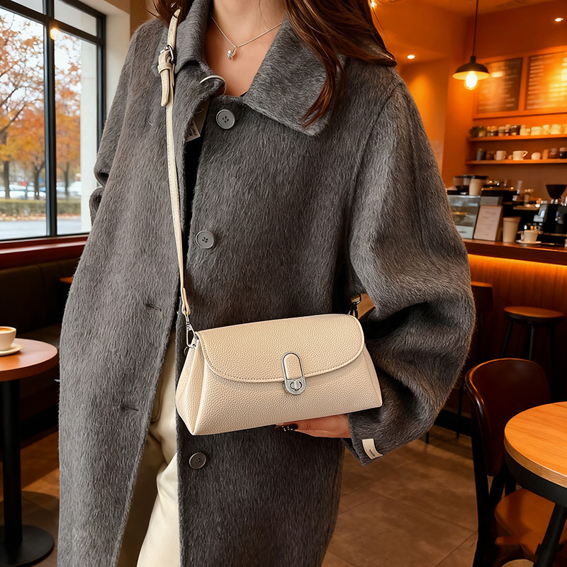 高级感法棍包包女2025新款时尚小方包百搭复古冬季单肩斜挎包女包 - 图0
